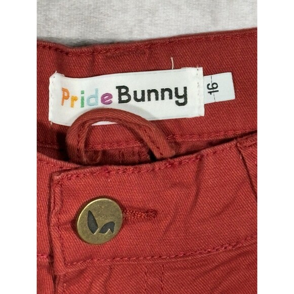 PRIDE BUNNY Shorts Women’s 16 Red Rainbow Roll Up Cuffs New With Tags - Picture 3 of 5